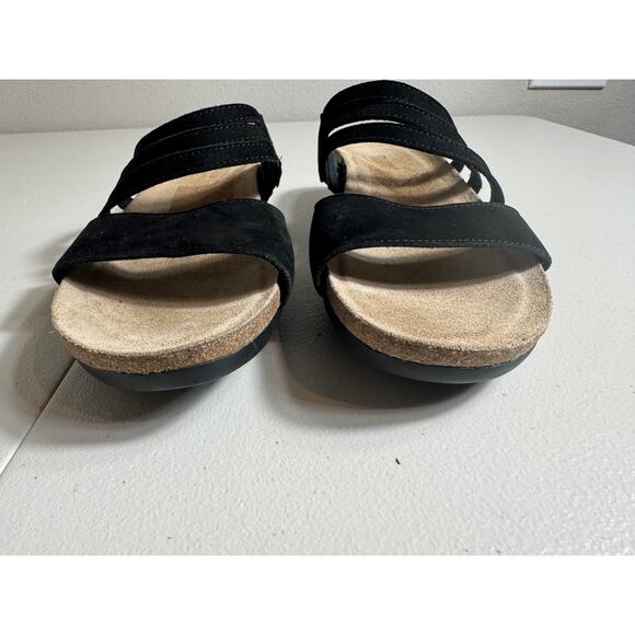 Munro Gamala women's sandals black suede strappy slide flat Sz 10.5 - Picture 5 of 8